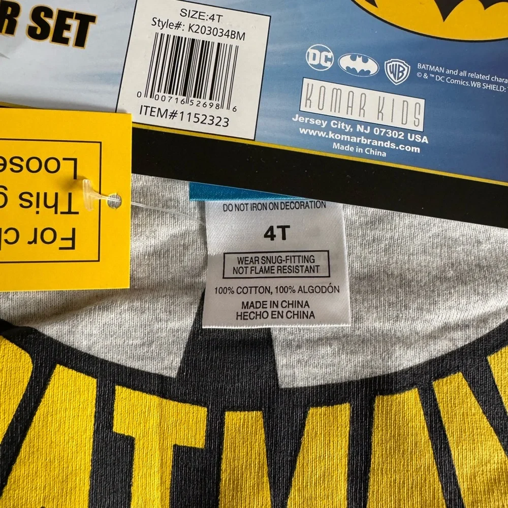 Batman pj set. Long sleeve & short sleeve tee & full length pant. Size 4T